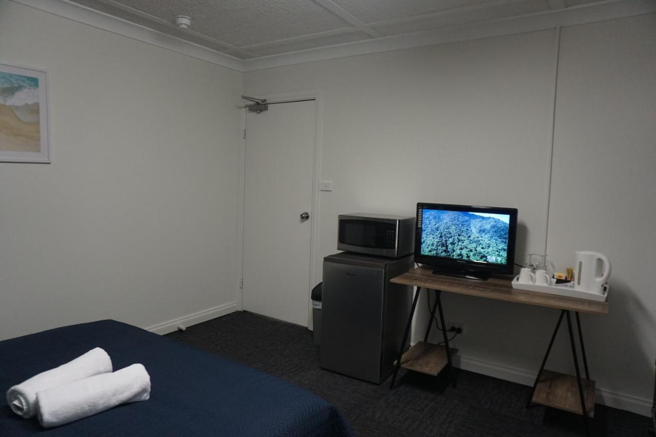 Warners Bay Hotel Ngoại thất bức ảnh