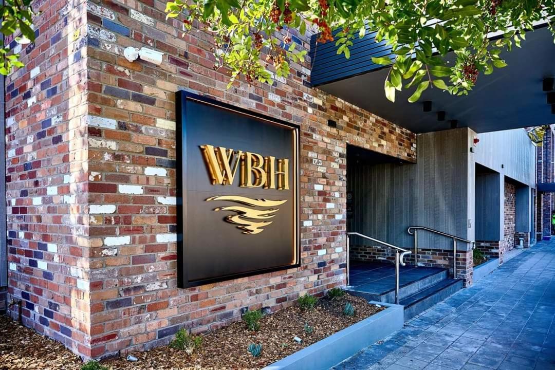 Warners Bay Hotel Ngoại thất bức ảnh